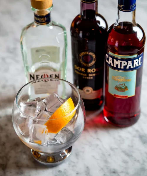 ingredientes-negroni-ginebra-vermut-campari